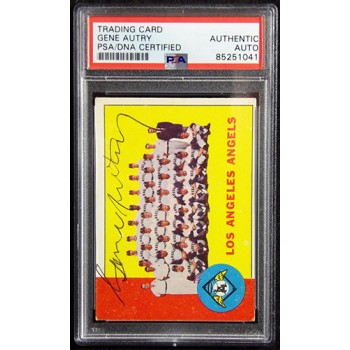 Gene Autry Los Angeles Angels Signed 1962 Topps Card #39 PSA Authenticated