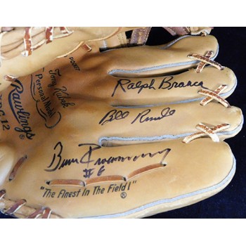 Baseball Stars Signed Baseball Glove by 20 JSA Authenticated Zimmer Yeager