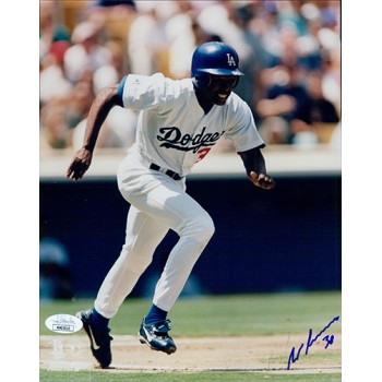 Wilton Guerrero Los Angeles Dodgers Signed 8x10 Glossy Photo JSA Authenticated