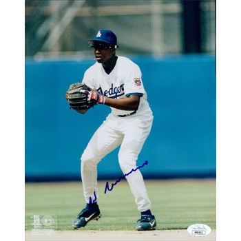 Wilton Guerrero Los Angeles Dodgers Signed 8x10 Glossy Photo JSA Authenticated