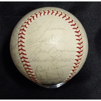 Atlanta Braves 1967 Team Signed Baseball by 26 Hank Aaron JSA Authenticated