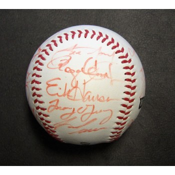 Boston Red Sox 1995 Team Signed Baseball by 18 JSA Authenticated Clemens Canseco