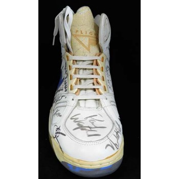 Phoenix Suns 1990-91 Team Signed Used Shoe JSA Authenticated