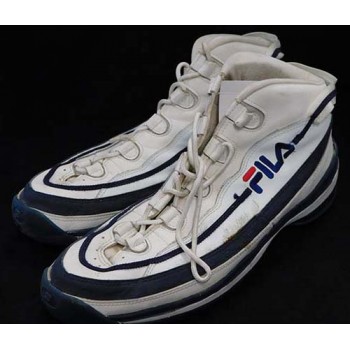 Loy Vaught Signed Game Used Pair of Shoes Size 16 1/2 JSA Authenticated