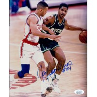 Jay Humphries MIlwaukee Bucks Signed 8x10 Glossy Photo JSA Authenticated DMG