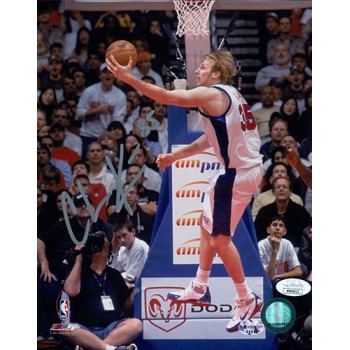 Chris Kaman Los Angeles Clippers Signed 8x10 Glossy Photo JSA Authenticated