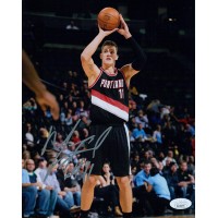 Meyers Leonard Portland Trail Blazers Signed 8x10 Matte Photo JSA Authenticated