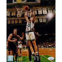 Eric Montross Boston Celtics Signed 8x10 Glossy Photo JSA Authenticated