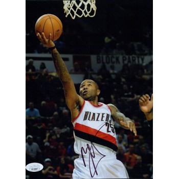 Mo Williams Portland Trail Blazers Signed 8x10 Matte Photo JSA Authenticated