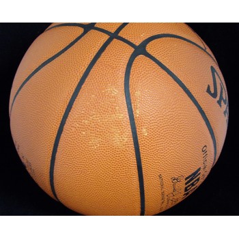 Bill Walton Signed Spalding Official Game Basketball JSA Authenticated Scuffing