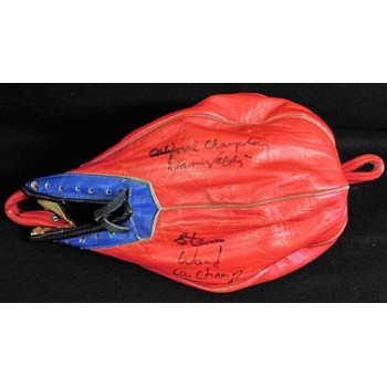 Boxers Bobby Chacon, Stan Ward, Danny Valdez Signed Punching Bag JSA Authentic