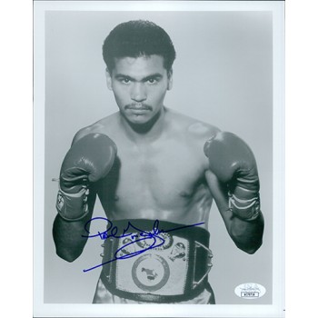 Paul Gonzalez Boxer Signed Glossy 8x10 Photo JSA Authenticated