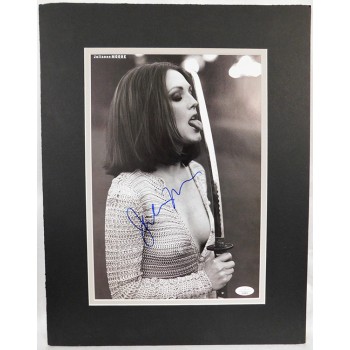 Julianne Moore Actress Signed Matted 10x14 Magazine Page Photo JSA Authenticated