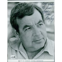 Tom Bosley Actor Signed 7.5x10 Cut Glossy Promo Photo JSA Authenticated Tom Bosley Actor Signed 7.5x10 Cut Glossy Promo Photo JSA Authenticated