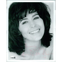 Maria Conchita Alonso Actress Signed 8x10 Glossy Photo JSA Authenticated Rips Maria Conchita Alonso Actress Signed 8x10 Glossy Photo JSA Authenticated Rips