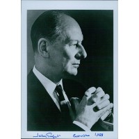 John Gielgud Signed 5x7 Glossy Photo JSA Authenticated