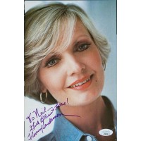 Florence Henderson Actress Signed 6.5x10 Cut Cardstock Photo JSA Authenticated