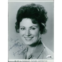 Marion Ross Actress Signed 7.5x10 Cut Glossy Promo Photo JSA Authenticated Marion Ross Actress Signed 7.5x10 Cut Glossy Promo Photo JSA Authenticated