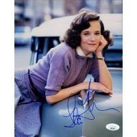 Lea Thompson Back To The Future Signed 8x10 Glossy Photo JSA Authenticated