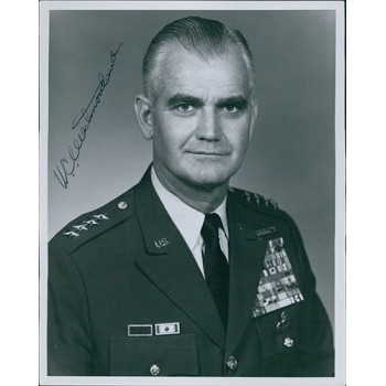 General William Westmoreland Signed vintage 8x10 US Army Photo JSA Authenticated