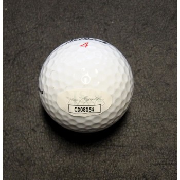 Davis Love III PGA Golfer Signed Titleist Golf Ball JSA Authenticated