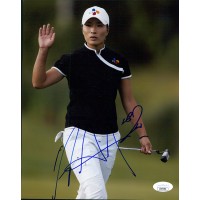 Se Ri Pak LPGA Golfer Signed 8x10 Glossy Photo JSA Authenticated