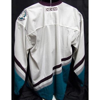 Anaheim Mighty Ducks 2002-03 Team Signed Replica Jersey JSA Authenticated