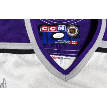 Los Angeles Kings 1999-2000 Team Signed Replica Jersey JSA Authenticated