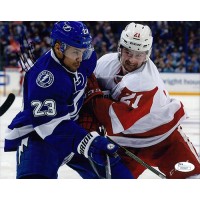 JT Brown Tampa Bay Lightning Signed 8x10 Matte Photo JSA Authenticated