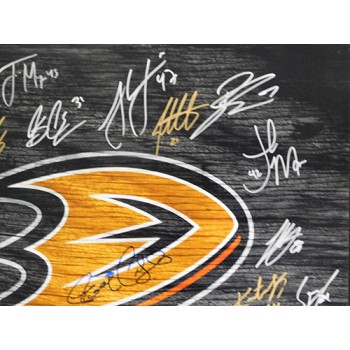 Anaheim Ducks 2018-19 Team Signed 16x20 Matte Photo JSA Authenticated