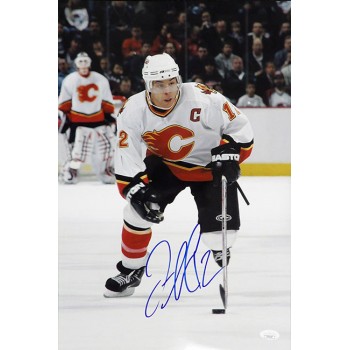 Jarome Iginla Calgary Flames Signed 12x18 Glossy Photo JSA Authenticated