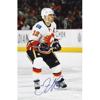 Jarome Iginla Calgary Flames Signed 12x18 Glossy Photo JSA Authenticated