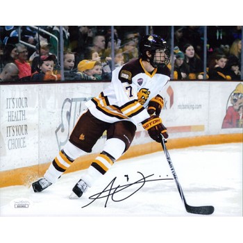 Andy Welinski Minnesota-Duluth Bulldogs Signed 8x10 Matte Photo JSA Authentic