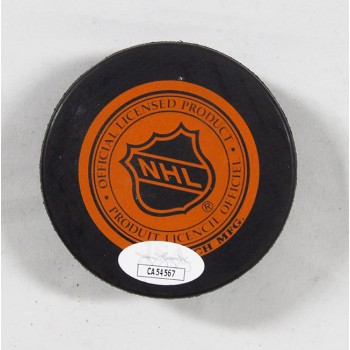 Jari Kurri Los Angeles Kings Signed NHL Hockey Puck JSA Authenticated