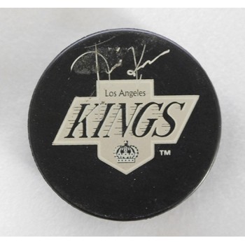 Jari Kurri Los Angeles Kings Signed NHL Hockey Puck UDA Upper Deck Authenticated
